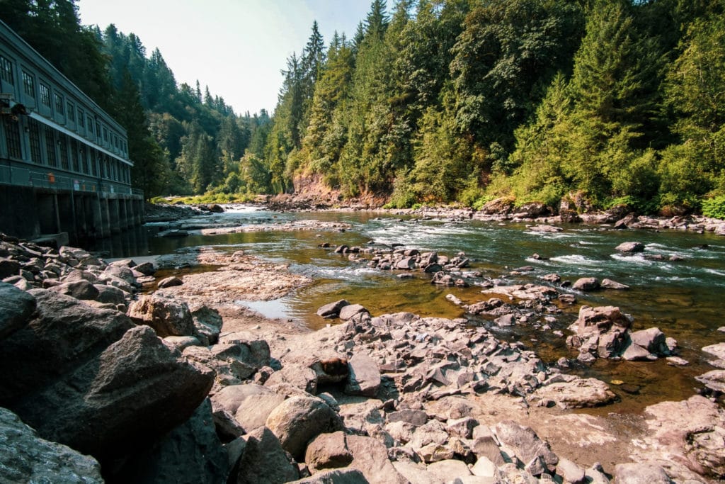 snoqualmie falls power plant tour