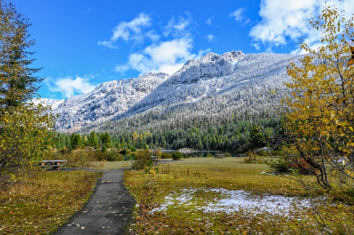 Gold Creek Pond A Short Hike with Beautiful Views Travelffeine
