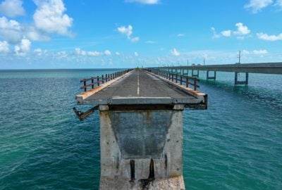 broken part of old 7 mile bridge on the way to Key West