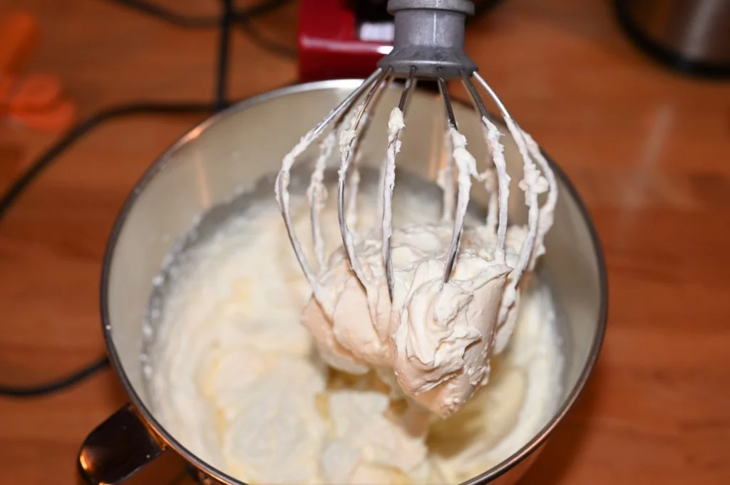 whipped creamy cake filling