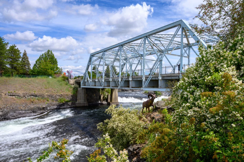 Howard St Bridge and a mountain goat sculpture