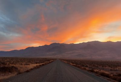 Gravel road toward Steens Mountain