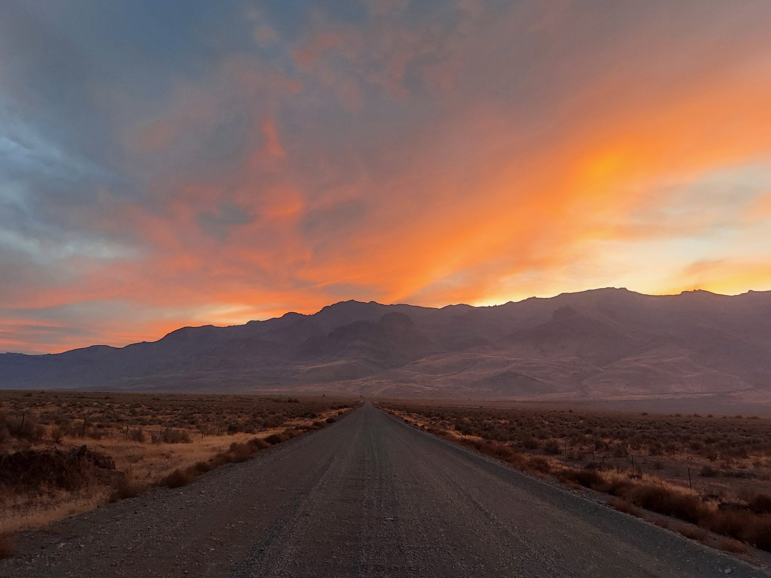 Gravel road toward Steens Mountain