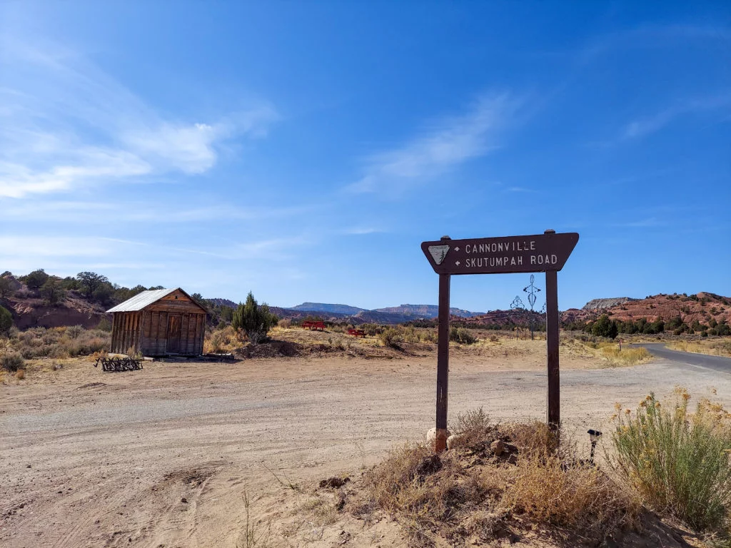 BLM500 Skutumpah Rd Turn off for Willis Creek Slot Canyon